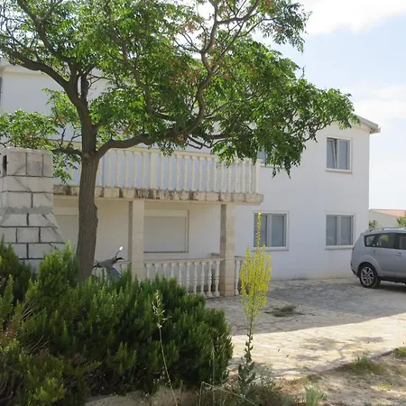 With A Parking Space - 11679 Apartmán Rogoznica (Sibenik-Knin)