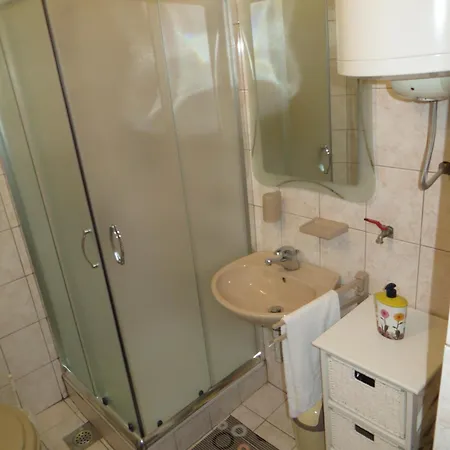 With A Parking Space - 11679 Apartmán