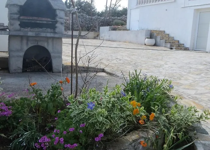 With A Parking Space - 11679 Rogoznica (Sibenik-Knin)