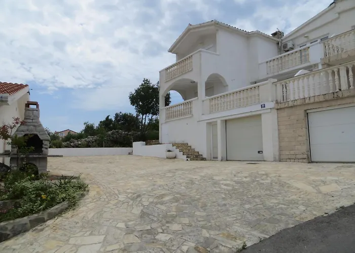 With A Parking Space - 11679 Apartamento