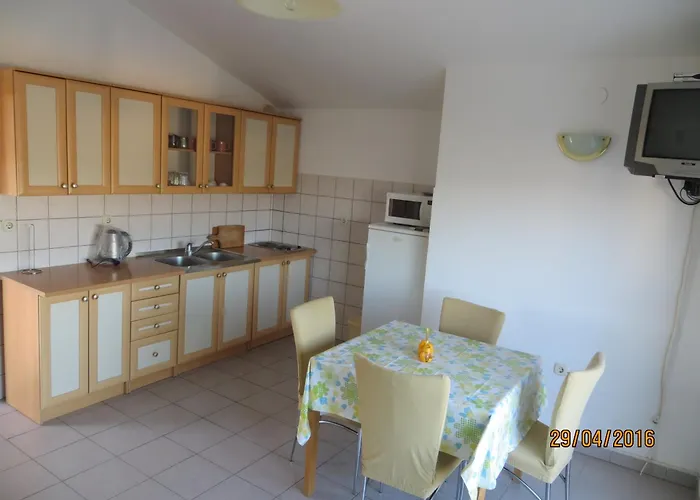 Appartement With A Parking Space - 11679 Rogoznica (Sibenik-Knin)