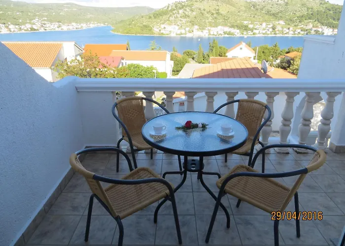 With A Parking Space - 11679 Appartement Rogoznica (Sibenik-Knin)